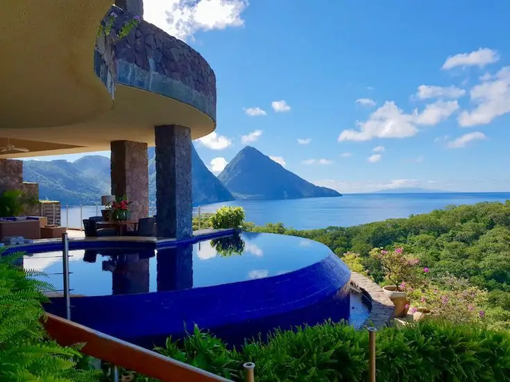 Jade Mountain Resort