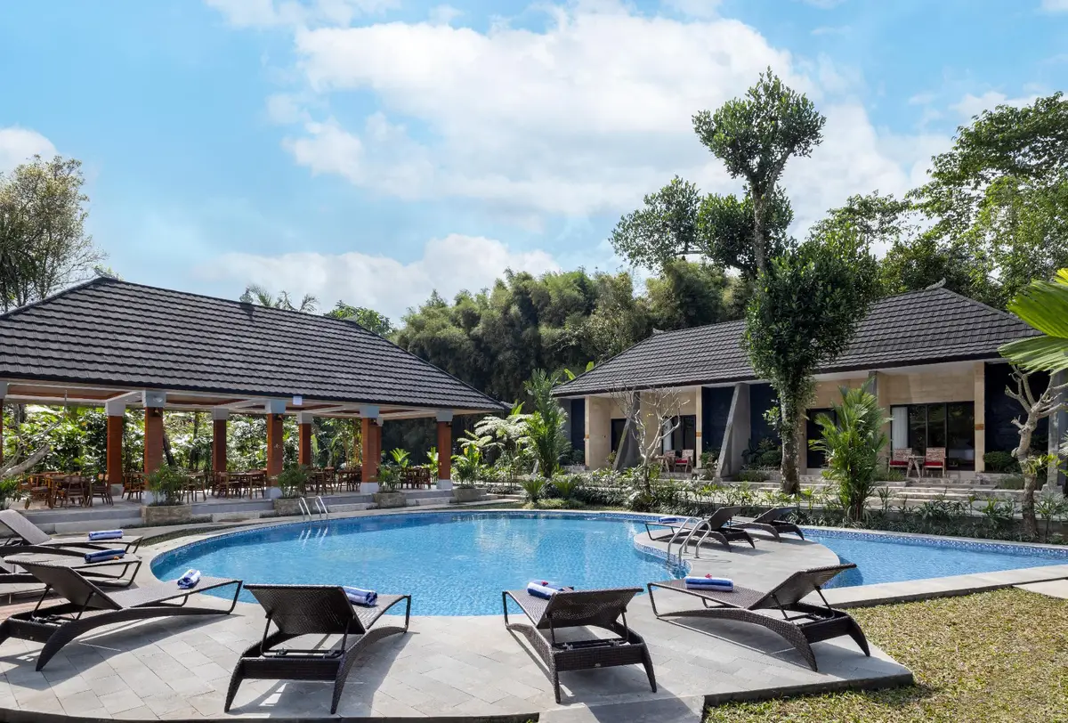 Senetan Villa and Spa Resort