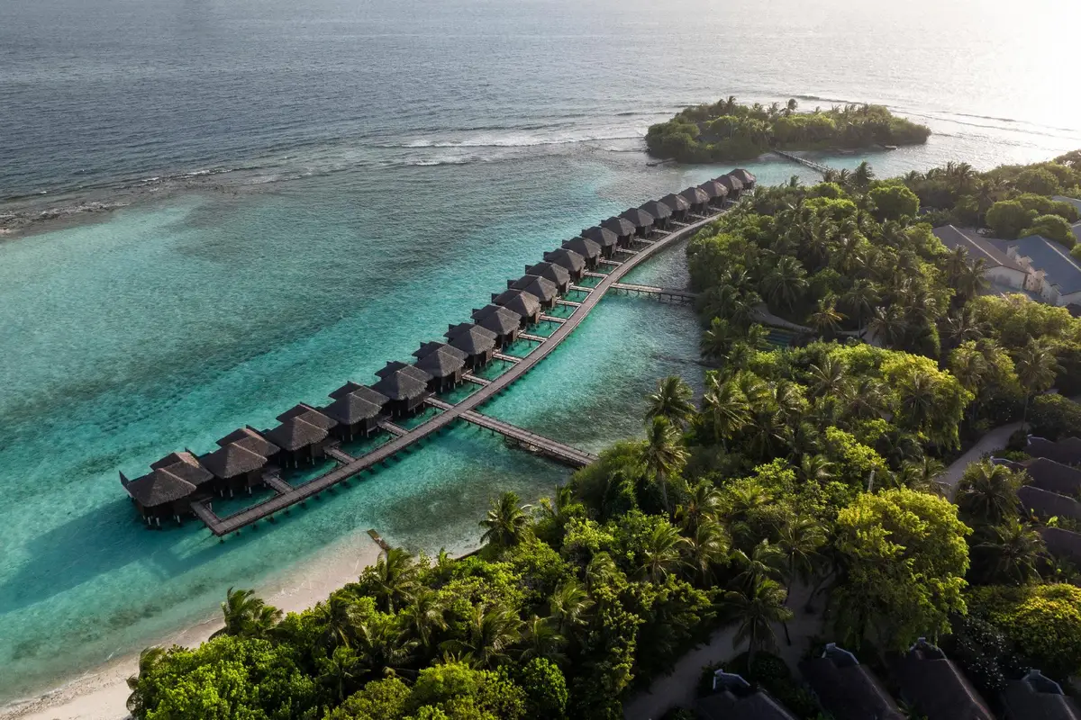 Sheraton Maldives Full Moon Resort &amp; Spa